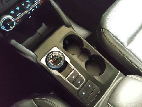 Used 2022 Ford Escape SEL image 26