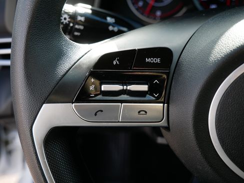 Used 2021 Hyundai Elantra SEL image 24