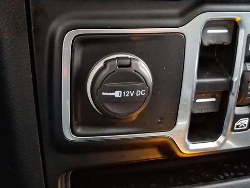 Used 2021 Jeep Wrangler Unlimited Sport S image 23