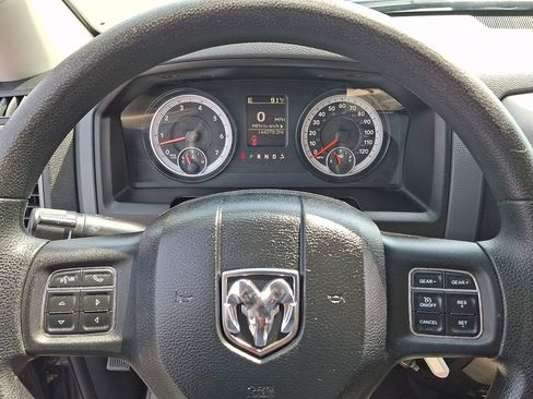 Used 2014 RAM 1500 Express AWD/4WD image 18