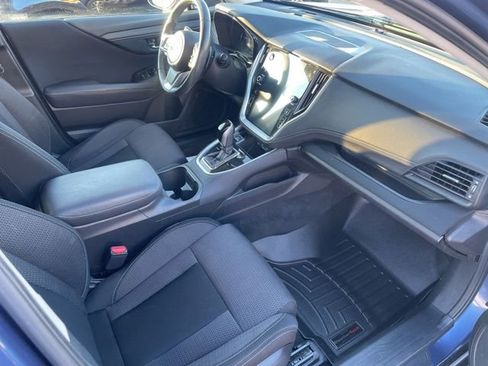 Used 2021 Subaru Outback Premium image 7