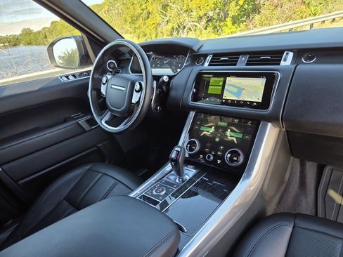 Certified 2022 Land Rover Range Rover Sport HSE Dynamic image 16