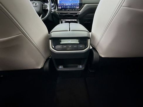 Used 2024 Lexus TX 350 FWD image 26