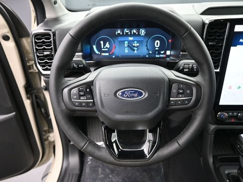 New 2025 Ford Ranger Lariat w/ FX4 Off-Road Package image 19