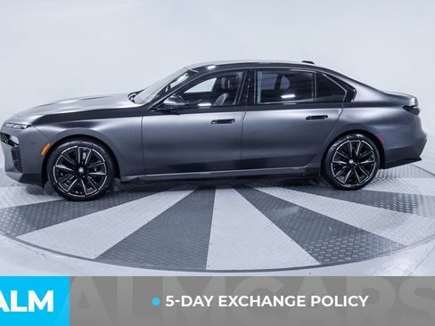 Used 2024 BMW i7 eDrive50 w/ M Sport Package RWD image 3