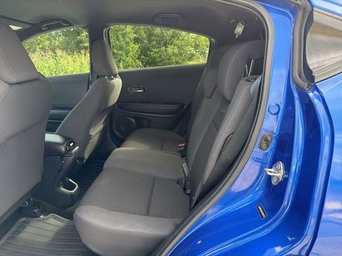 Used 2019 Honda HR-V Sport image 10