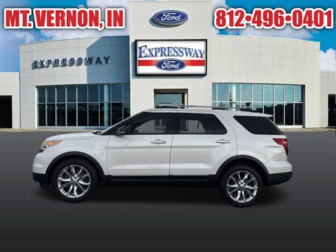 Used 2014 Ford Explorer XLT w/ Equipment Group 202A AWD/4WD image 15