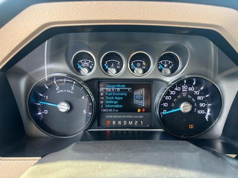 Used 2016 Ford F250 Lariat w/ Chrome Package image 18