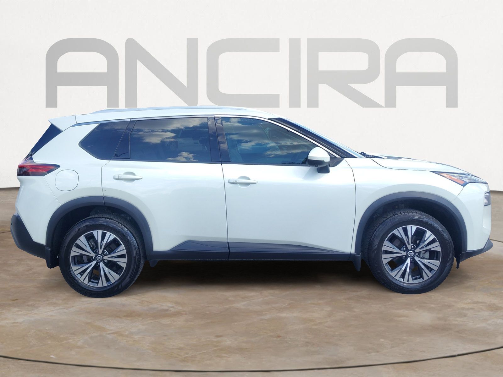 Used 2021 Nissan Rogue SV w/ Premium Package FWD image 12