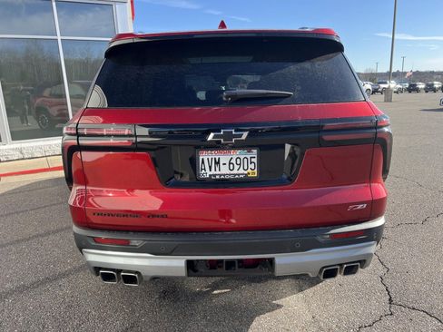 Used 2025 Chevrolet Traverse Z71 w/ Driver Confidence Package image 18