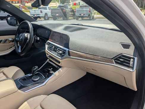 Used 2019 BMW 330i Sedan w/ Convenience Package RWD image 28