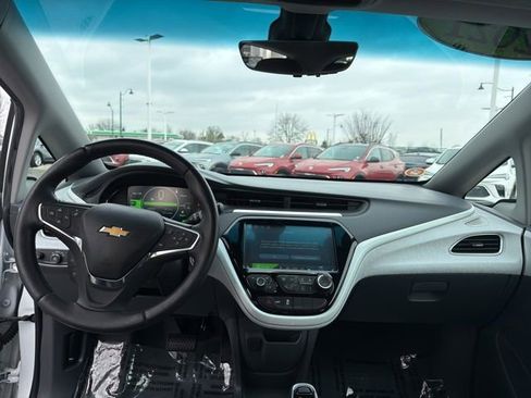 Used 2021 Chevrolet Bolt Premier image 25