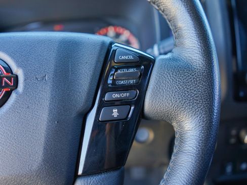 Used 2022 Nissan Frontier Pro-X w/ Pro-X Premium Package image 11