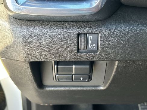 Used 2023 GMC Canyon Elevation w/ Trailering Package AWD/4WD image 18