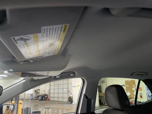 Used 2024 Chevrolet Equinox LT image 22