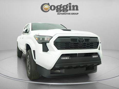 New 2026 Toyota Tacoma TRD Sport image 28