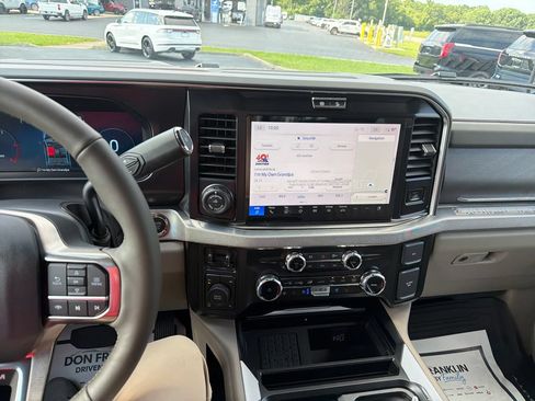 New 2026 Ford F250 Platinum w/ Platinum Plus Package AWD/4WD image 20