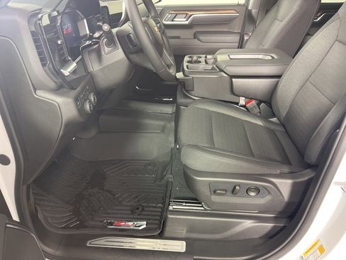 New 2026 Chevrolet Silverado 1500 LT image 12