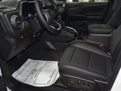 New 2026 Chevrolet Colorado Trail Boss AWD/4WD image 40