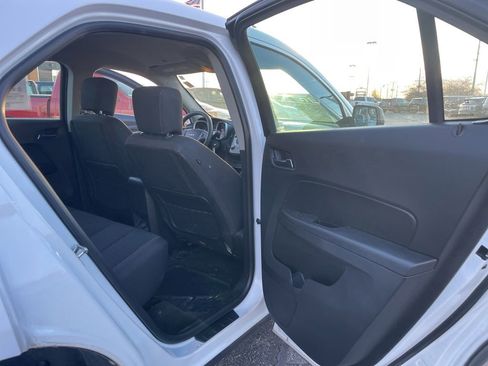 Used 2012 Chevrolet Equinox LS image 31