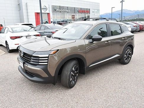 New 2026 Nissan Kicks SV w/ SV Premium Package image 3