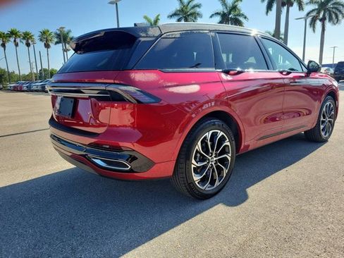 Certified 2025 Lincoln Nautilus Reserve AWD/4WD image 6