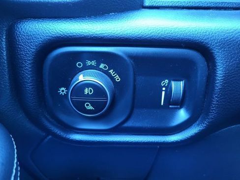 Used 2024 RAM 2500 Big Horn image 33