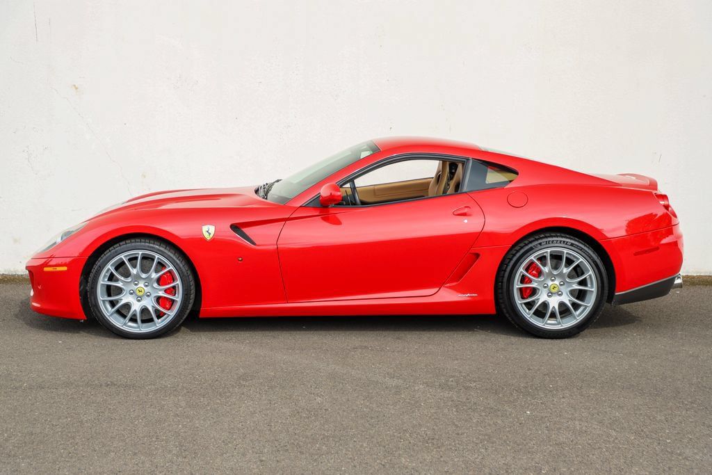 Used 2007 Ferrari 599 GTB Fiorano RWD image 11