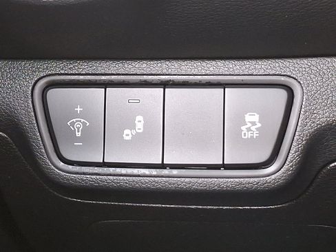 Used 2023 Kia Forte LXS w/ LXS Technology Package image 23