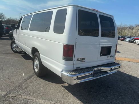 Used 2013 Ford E-350 and Econoline 350 XLT image 5