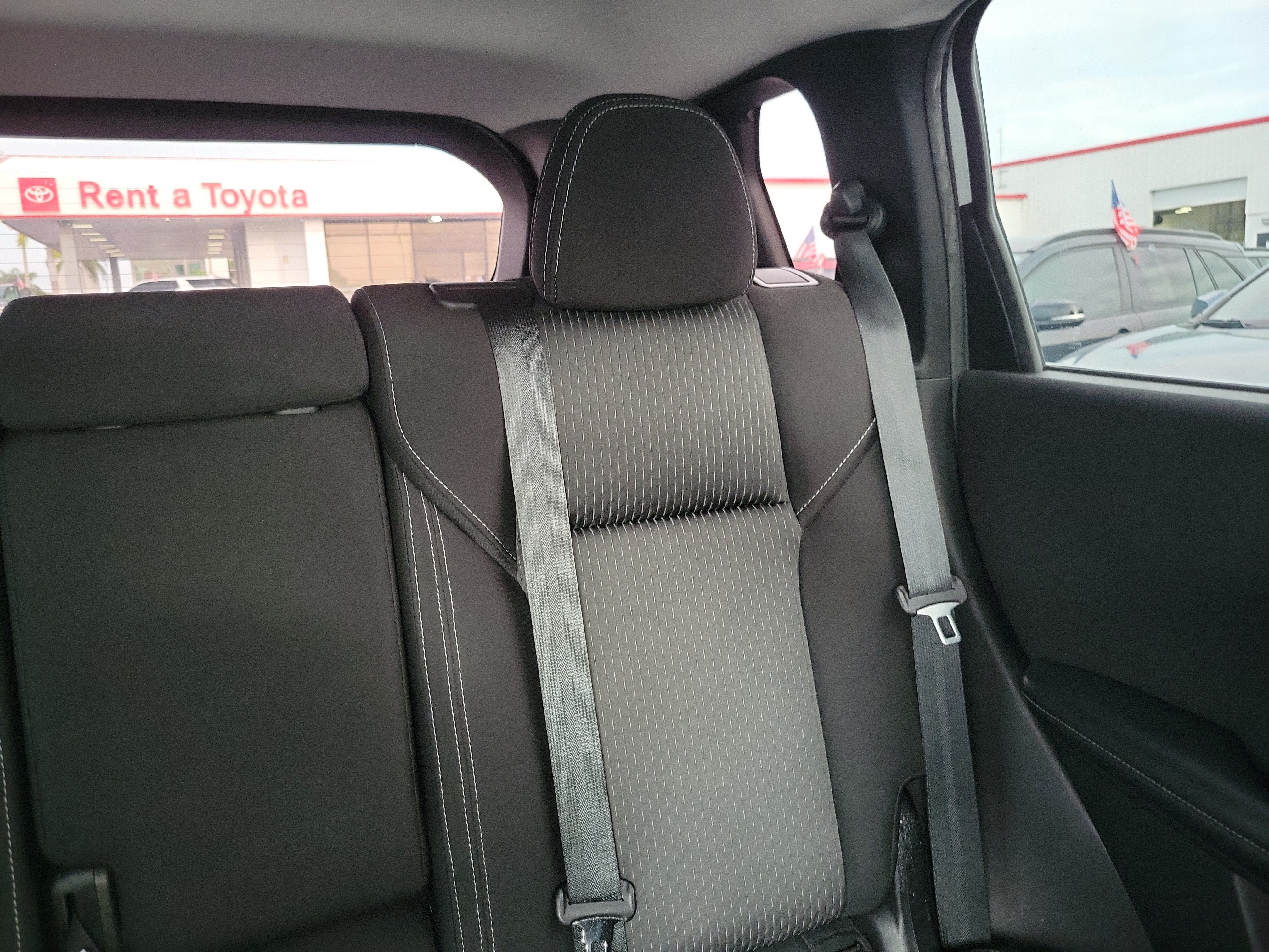 Used 2022 Mitsubishi Outlander ES FWD image 22