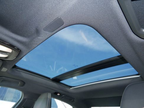 Certified 2024 Volvo S60 T8 Ultimate image 24