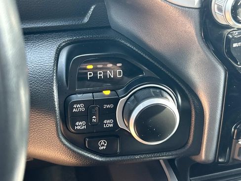 Used 2023 RAM 1500 Big Horn AWD/4WD image 40