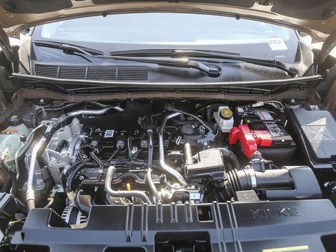 Used 2025 Nissan Kicks S AWD/4WD image 25