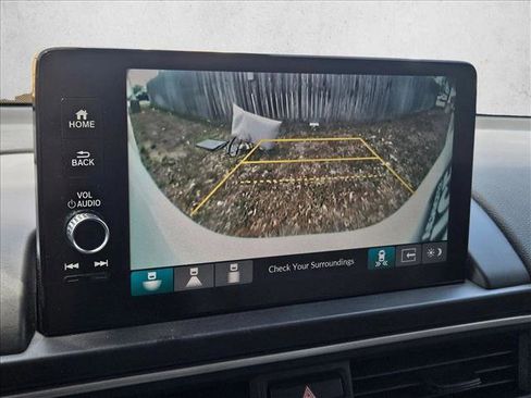 Used 2023 Honda Pilot EX-L image 9