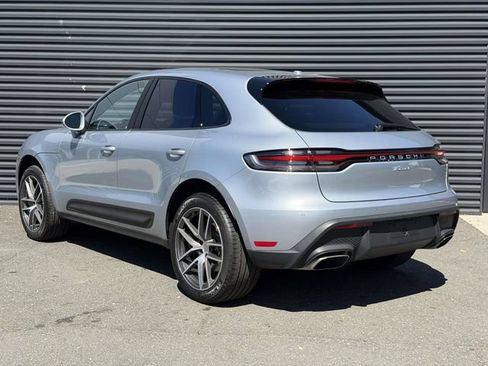 Used 2026 Porsche Macan AWD/4WD image 3