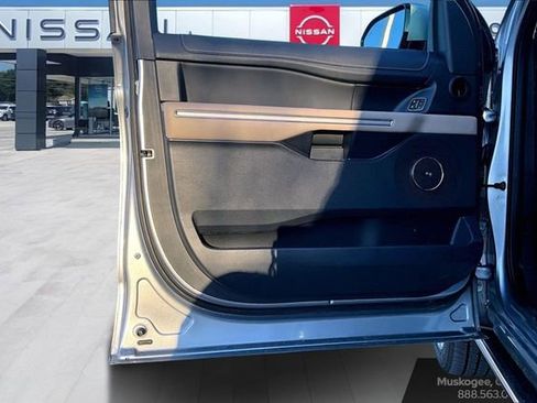 Used 2024 Ford Expedition Max Limited image 17