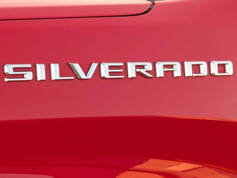Used 2021 Chevrolet Silverado 1500 Custom AWD/4WD image 11