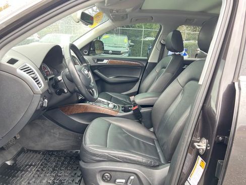 Used 2016 Audi Q5 2.0T Premium Plus w/ Technology Package image 19