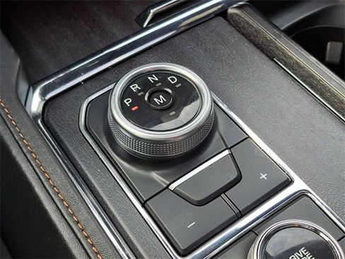 Certified 2022 Ford Expedition Max Platinum image 19