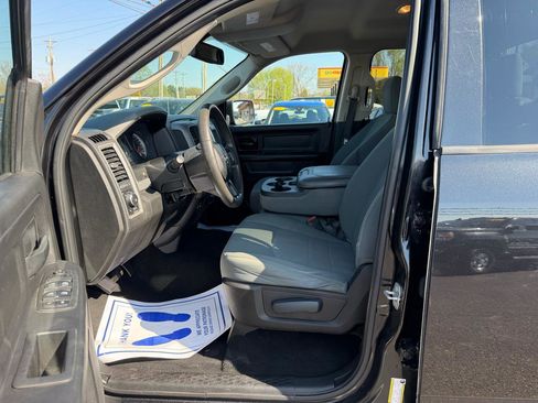Used 2019 RAM 1500 Express image 9