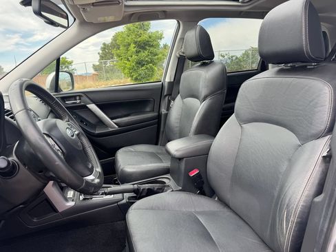 Used 2015 Subaru Forester 2.5i Touring AWD/4WD image 7
