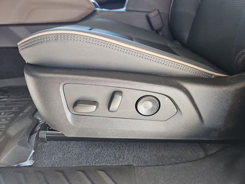 New 2026 GMC Canyon Denali w/ LPO, Denali Black Edition image 21