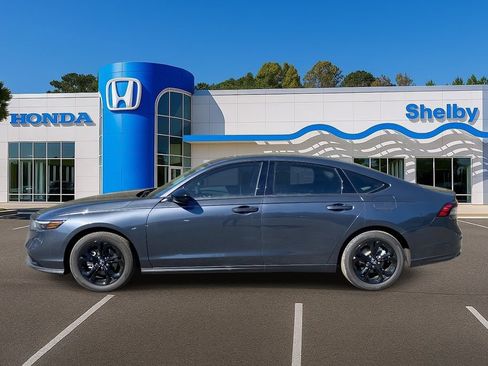 New 2025 Honda Accord SE image 5