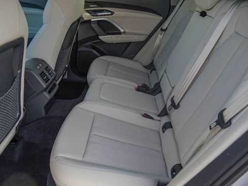 New 2025 Audi Q5 Premium Plus image 22