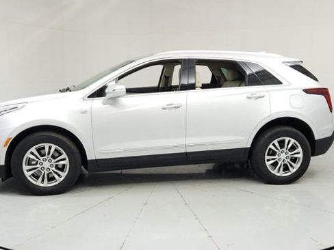 Used 2020 Cadillac XT5 Premium Luxury image 2