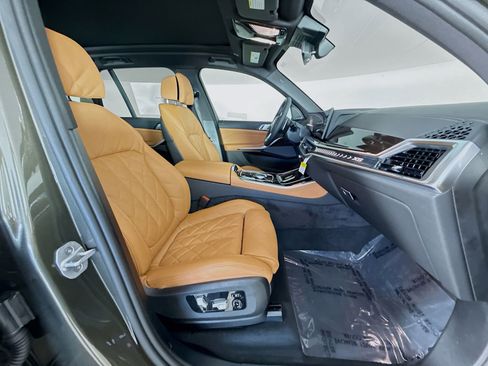 New 2026 BMW X5 sDrive40i w/ Climate Comfort Package image 30