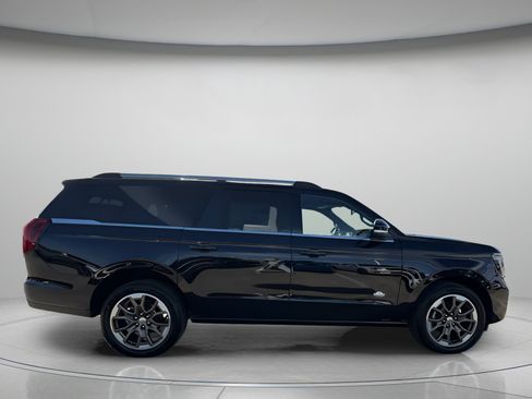 New 2026 Ford Expedition Max King Ranch image 34