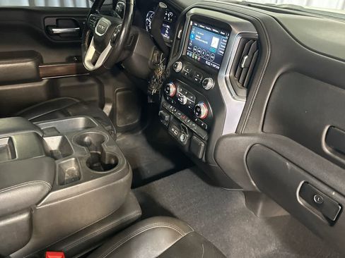 Used 2021 GMC Sierra 1500 SLT AWD/4WD image 17
