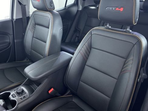 Used 2023 GMC Terrain AT4 w/ Infotainment Package II image 12